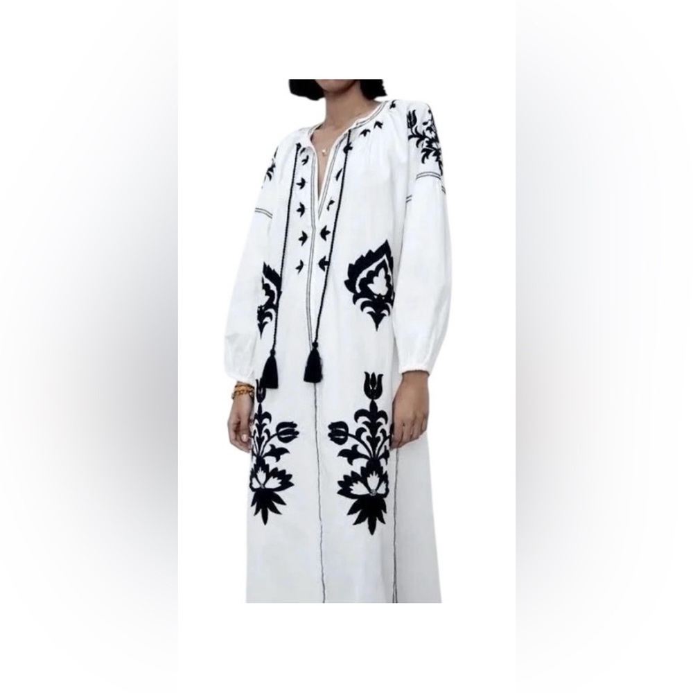 Zara cotton linen black white contrast embroidered boho kaftan dress size S